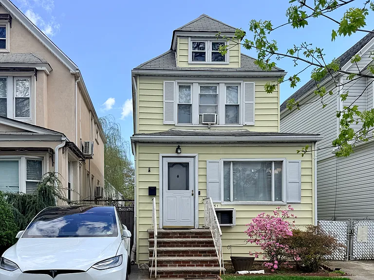 6951 Manse St — Photo 1