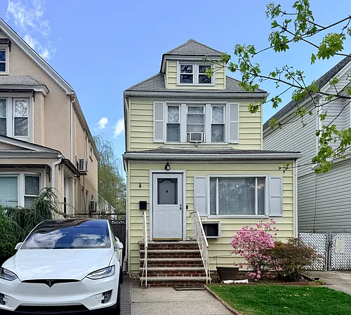 69-51 Manse St #1 Photo 1