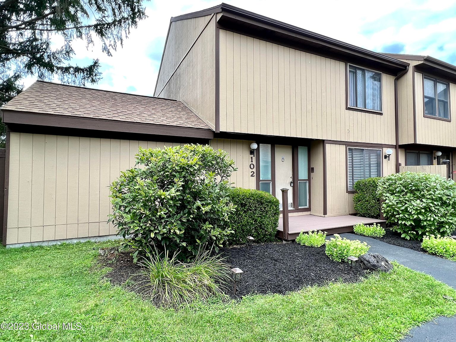 102 Huntington Court, East Greenbush, NY 12061 Zillow