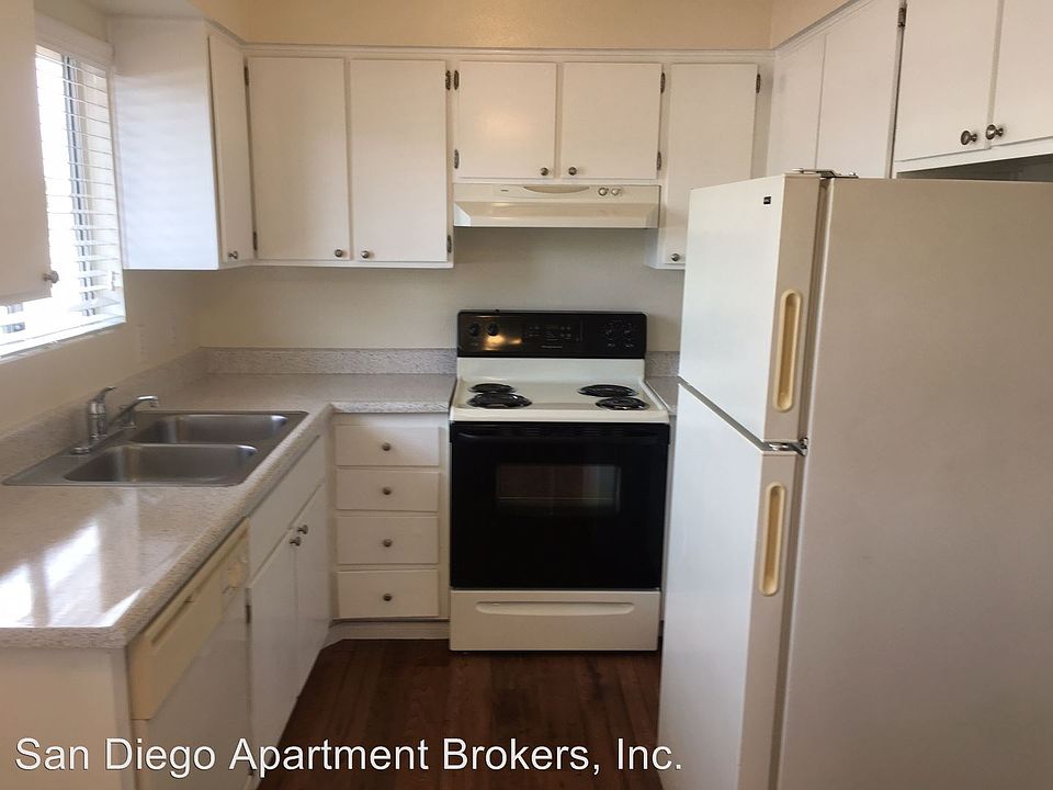 1st image of 950 S Magnolia Ave APT 15