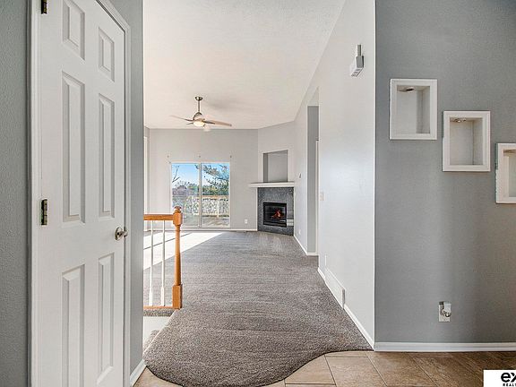 4th image of 2916 N 153rd Cir