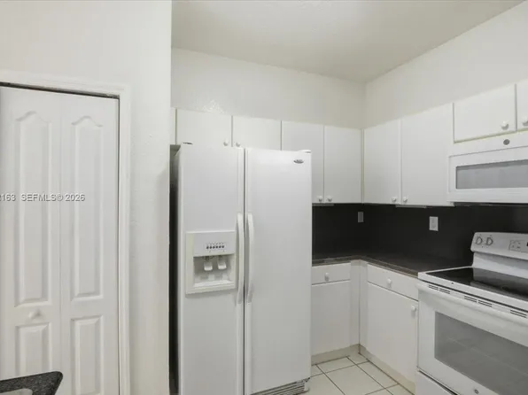 4435 SW 160th Ave APT 214, Hollywood, FL 33027
