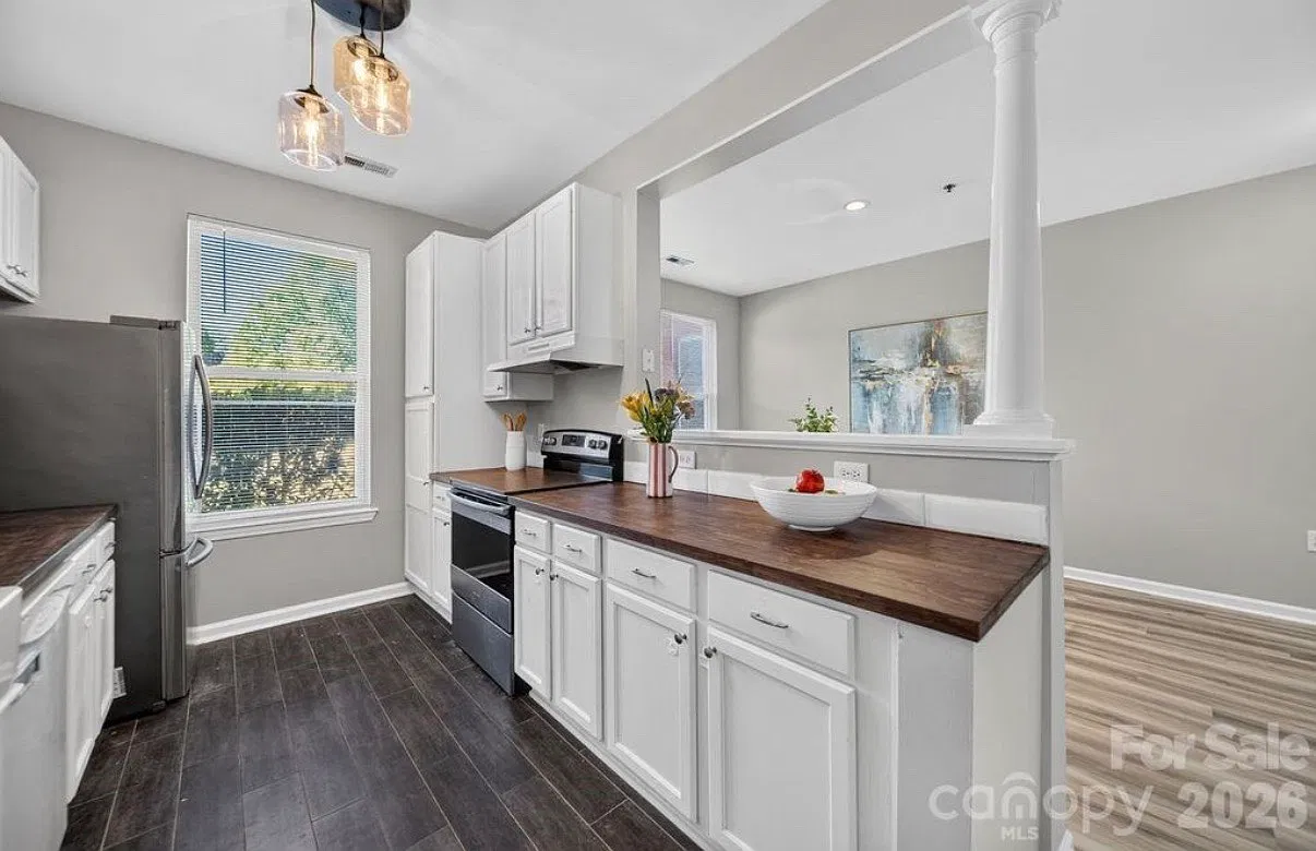 601 N Davidson Street — Photo 4