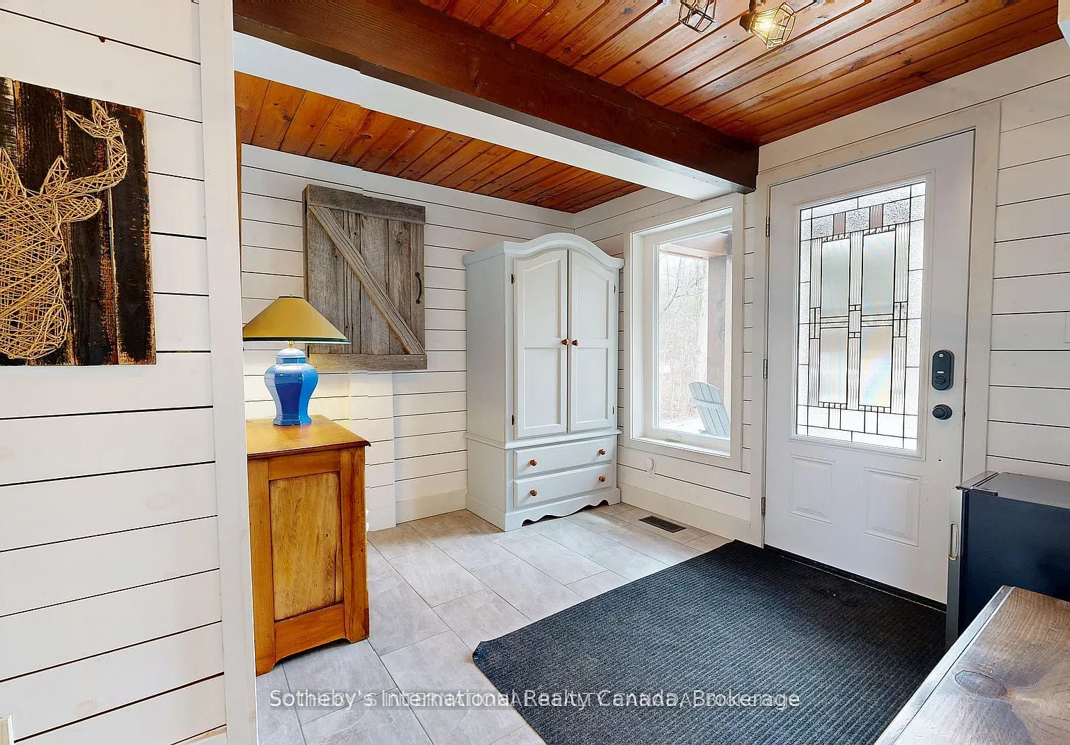 3 bed, $10,000 — Photo 4