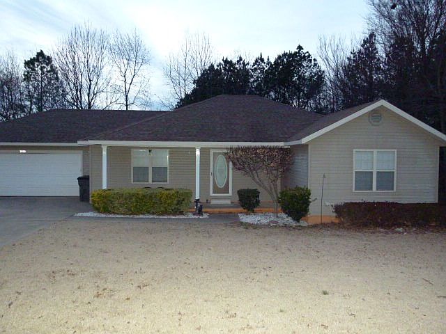 1st image of 1400 N 20th St