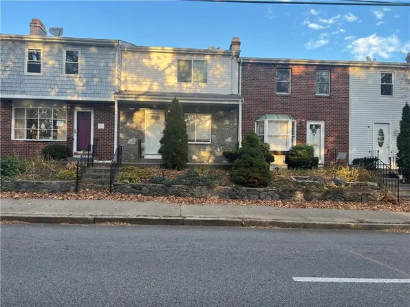 216 School St Unit 4, Pawtucket, RI 02860