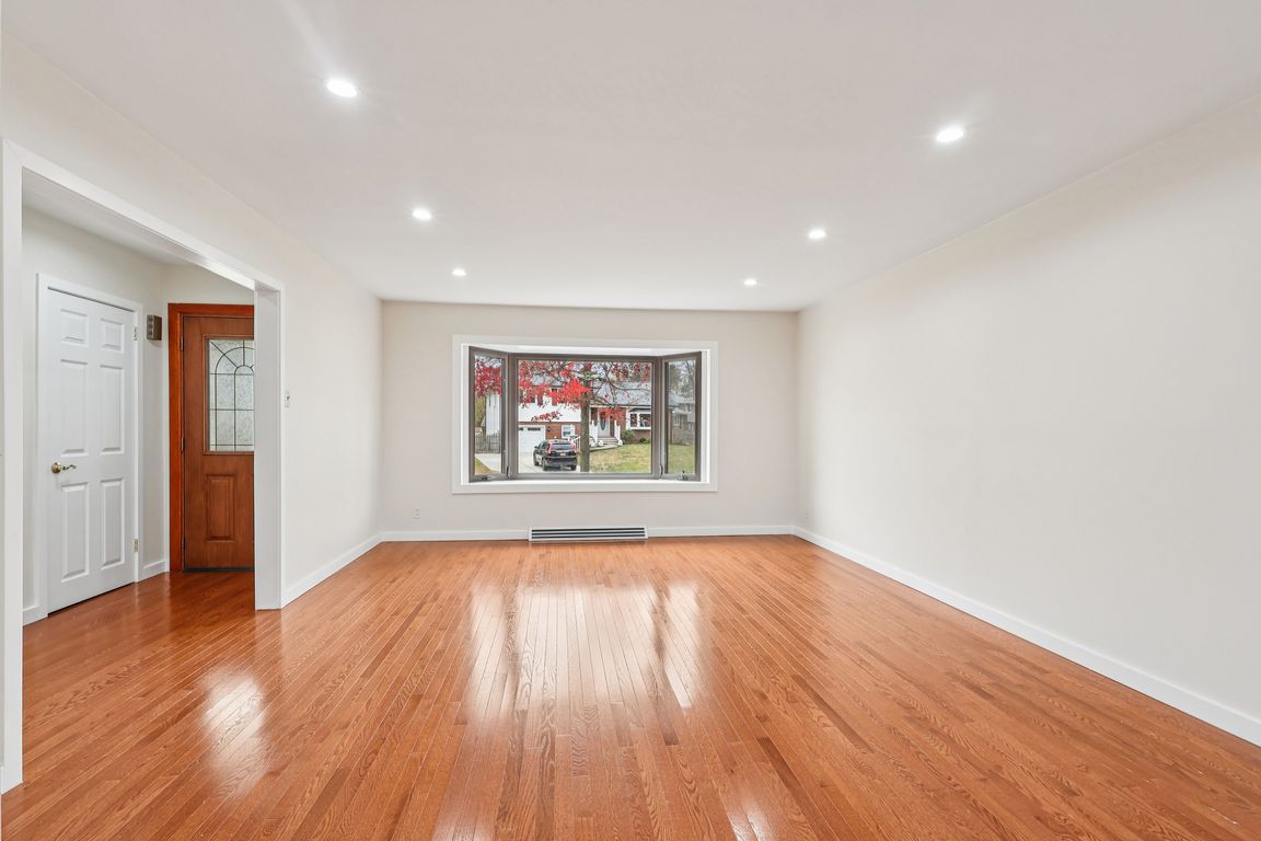 next background image