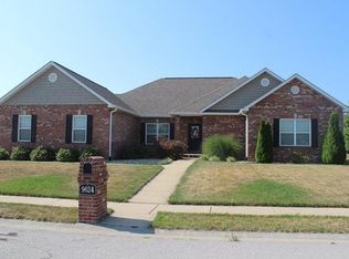 9624 Weatherby St, Mascoutah, IL 62258