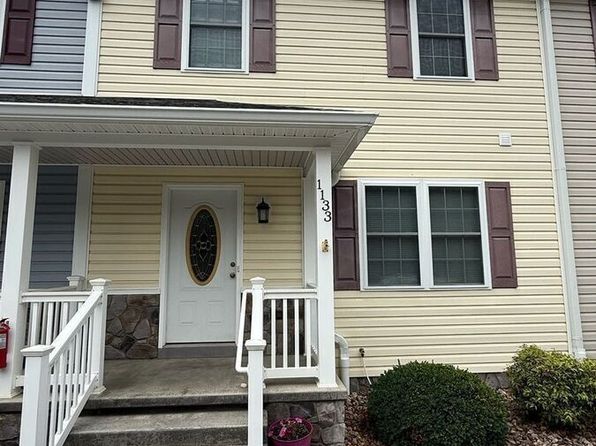 1133 Lincolnshire Dr