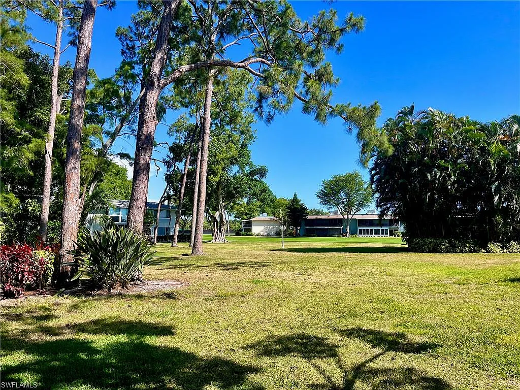 2 bed, 2.0 bath, 1335 sqft, $5,000 — Photo 3