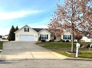 179 Sandpiper Ln, Grand Island, NY 14072