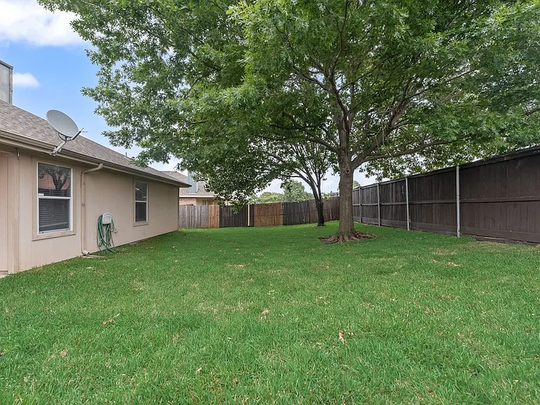 9909 Coolidge Dr — Photo 29