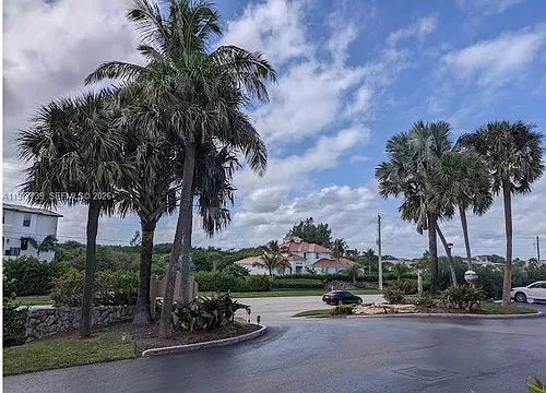 1357 NE Ocean Blvd #311 Photo 1