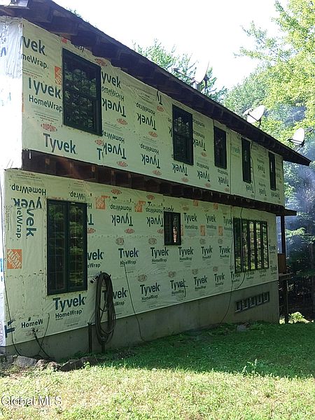 2nd image of 678 Dippikill Road