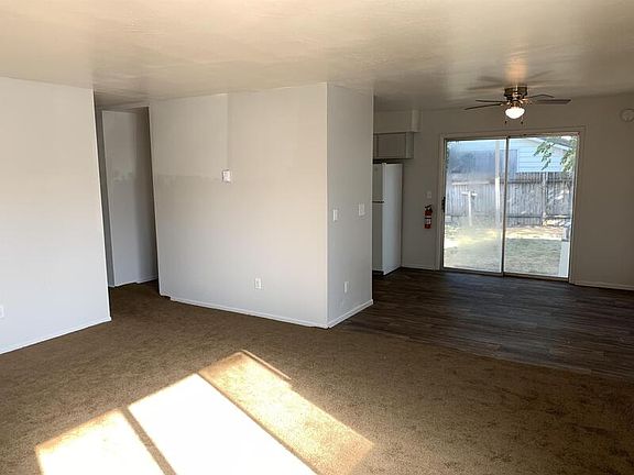 4th image of 3525 Westlake Dr #3525