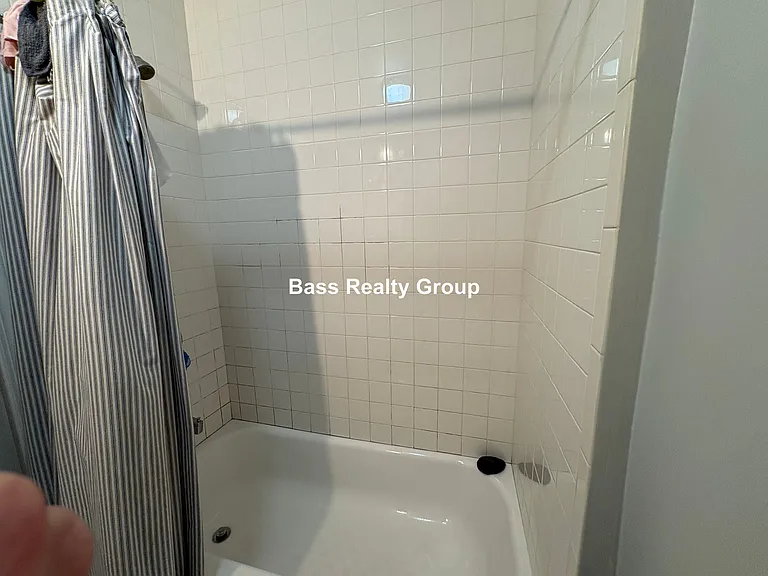 1737 W Estes Ave #G2 — Photo 6