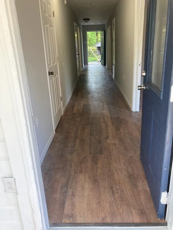 3 bed, 1200 sqft, $1,300 — Photo 3