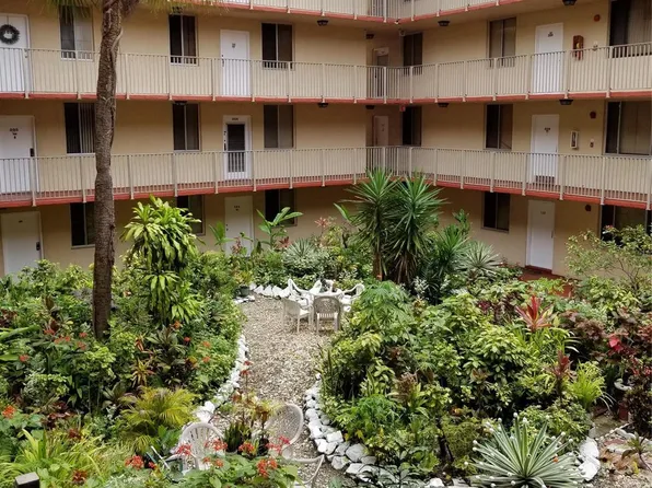 2830 Somerset Dr #N, Fort Lauderdale, FL 33311