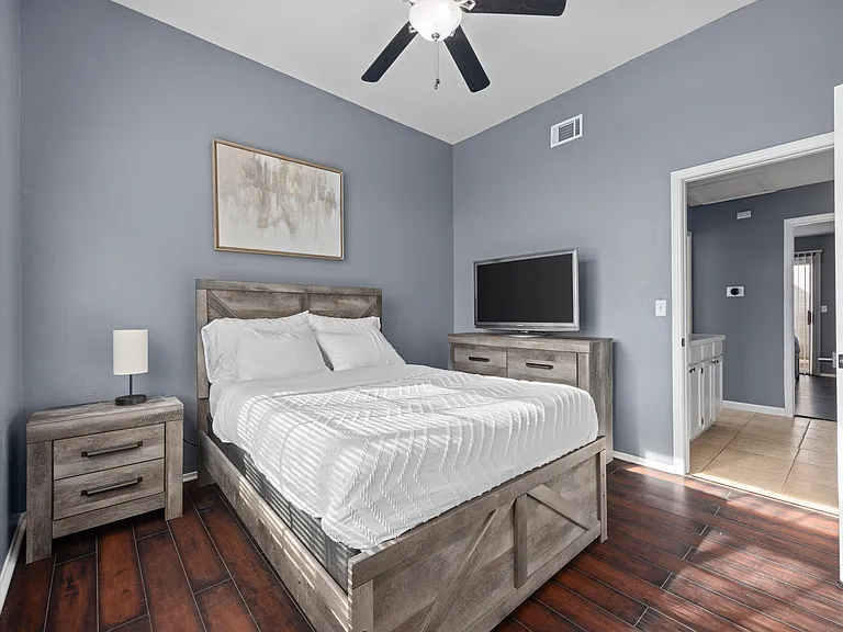 9506 Ravenrock Dr — Photo 33