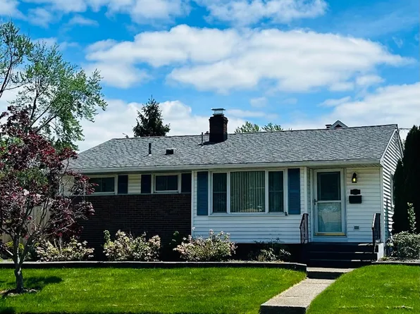 1359 W 42nd St, Erie, PA 16509