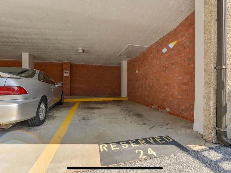 4401 Lee Hwy — Photo 3