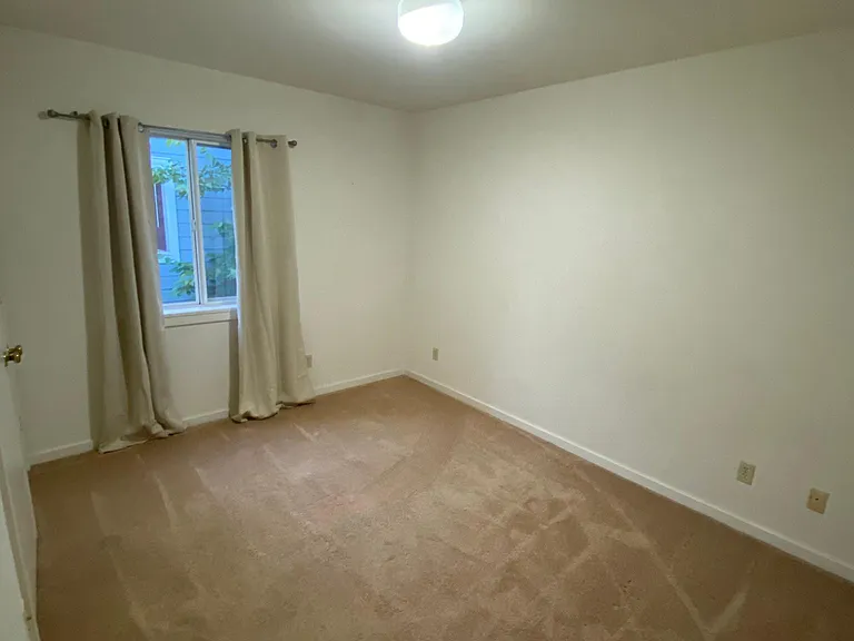 101 Lake Powell Rd #K — Photo 7