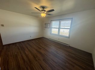 1740 S Broad St #B, Schererville, IN 46375
