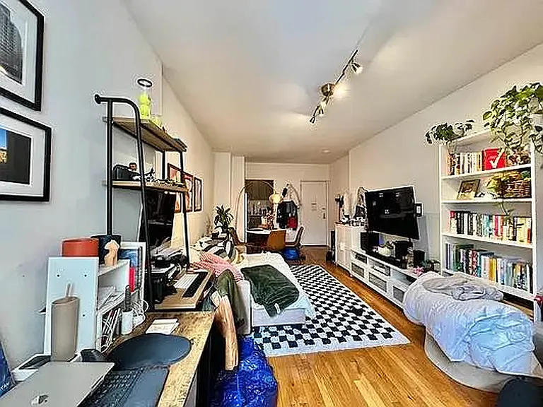 230 W 116th St #3B — Photo 4