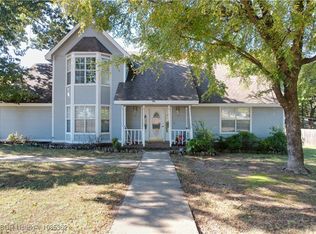 104 Church St, Roland, OK 74954