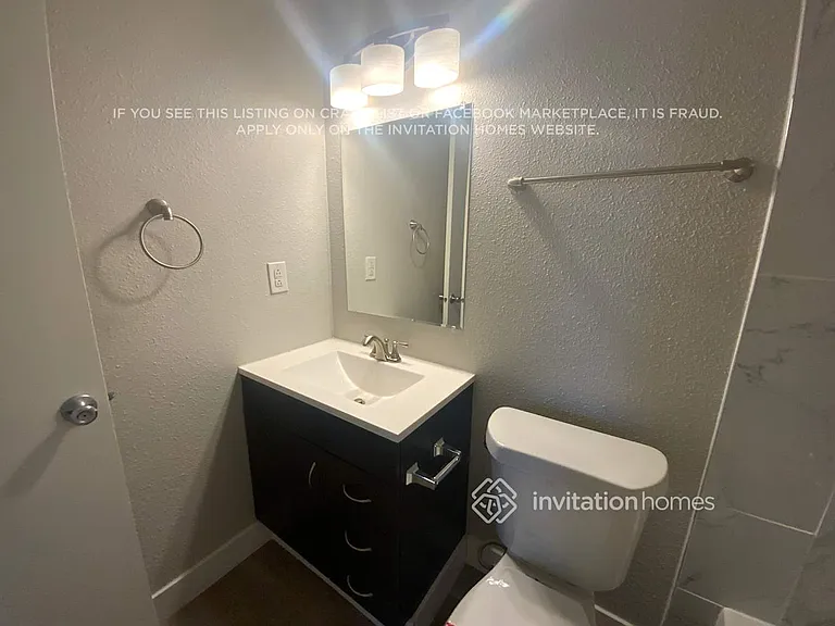 15984 E Bates Pl — Photo 12