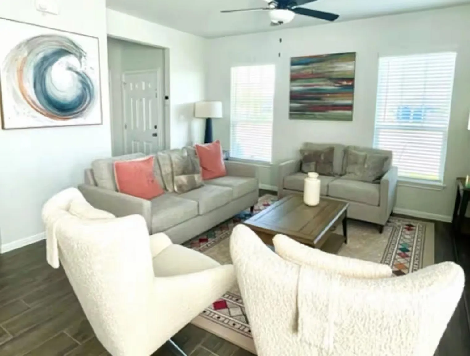 1 bed, 1.0 bath, 1200 sqft, $845 — Photo 3