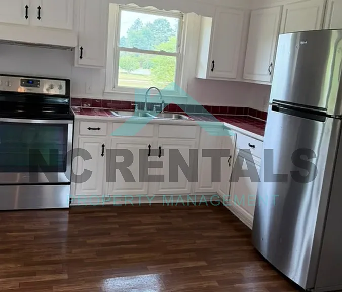 900 Greenwood Blvd — Photo 12