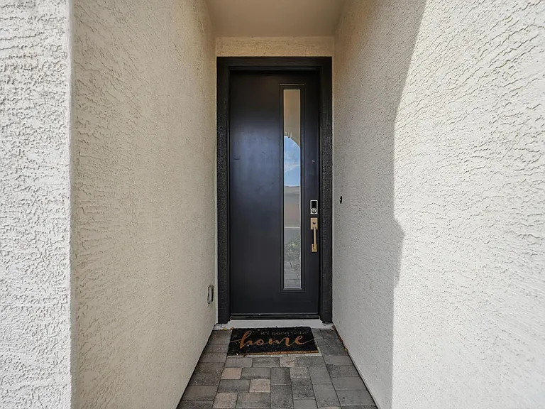 641 S Davidson Ln — Photo 4