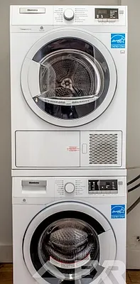 Rented by EXR | media 25