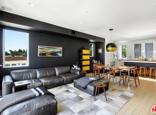 2922 Rowena Ave #2, Los Angeles, CA 90039