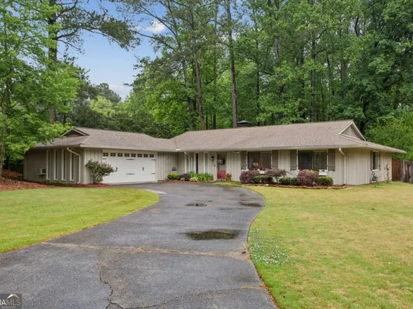 365 Briarwood Ct, Marietta, GA 30068