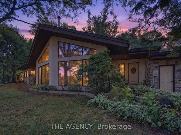 295 Brant Rd, Brant, ON N0E 1N0