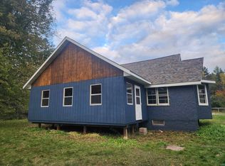 7786 S Town Hall Rd, Hawthorne, WI 54842