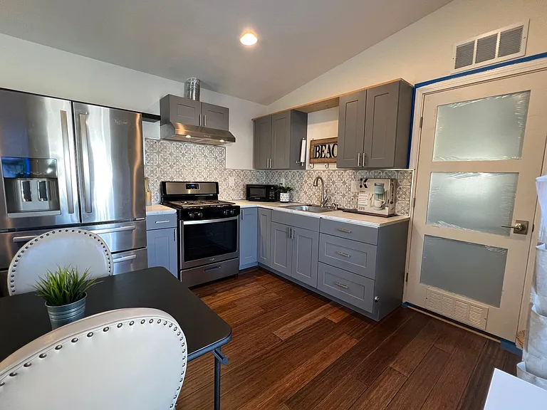full kitchen with whirlpool appliances
