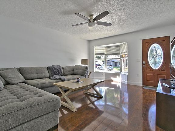 3rd image of 6657 Stewart Ave N