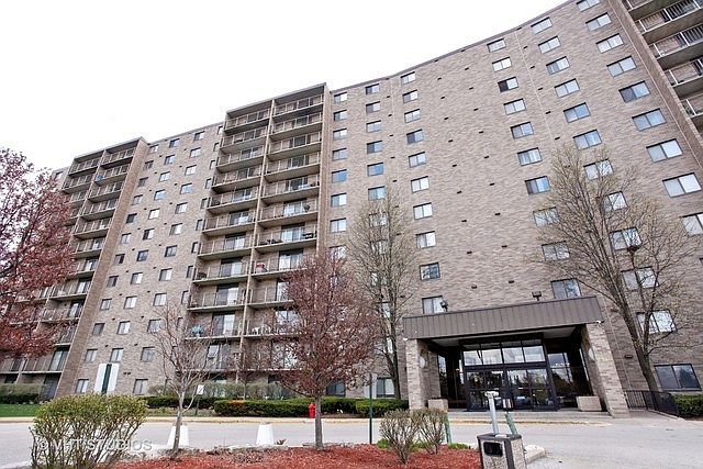 1st image of 6340 Americana Dr APT 211