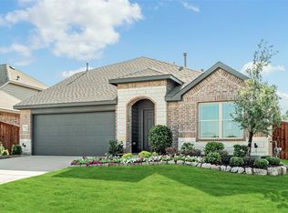 3914 Hometown Blvd, Heartland, TX 75126