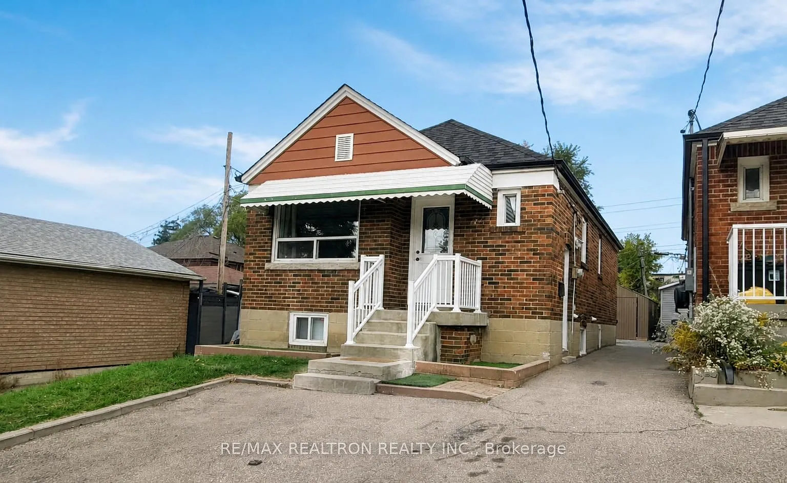 2 bed, $2,425 — Photo 3