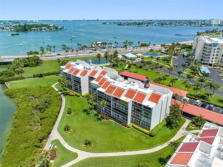 7871 Sailboat Key Blvd S #106 — Photo 31