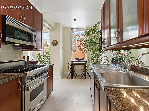 4th image of 181 E 90th St APT 11A