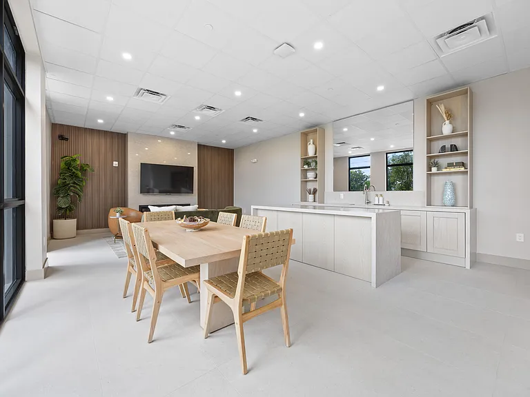 Cauley Residences by Trion Living — Photo 10