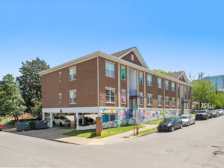 State Street Flats Apartments Exterior
