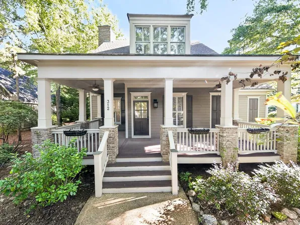 312 Birch Ln, Pine Mountain, GA 31822