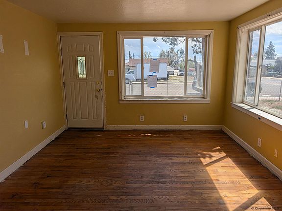 3rd image of 2502 E 9th St