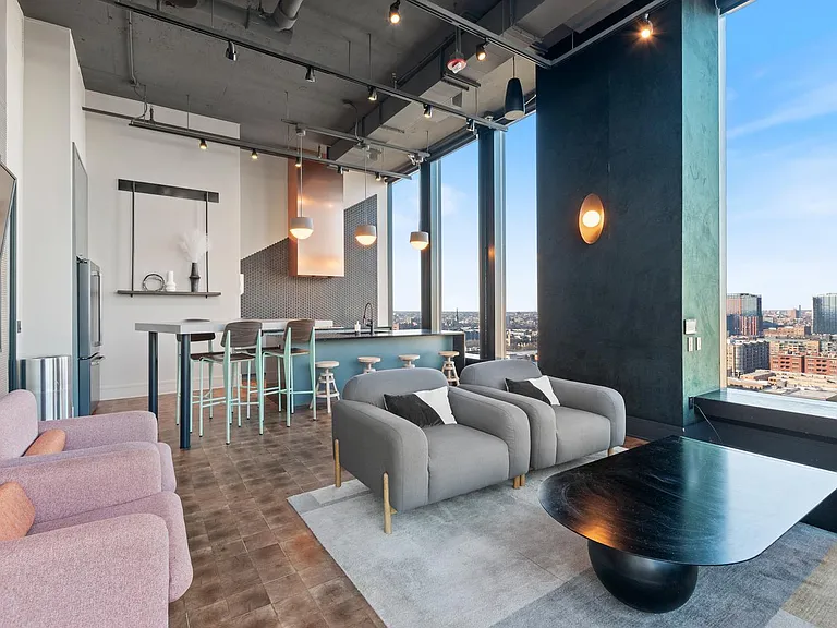 The Avra West Loop — Photo 30